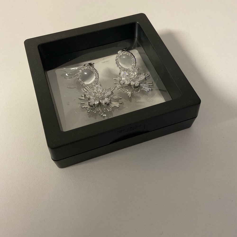 Elegant White Crystal Floral Earrings
